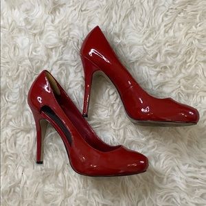 ❤️VDAY❤️RSVP - Red Cutout Heels 🌹